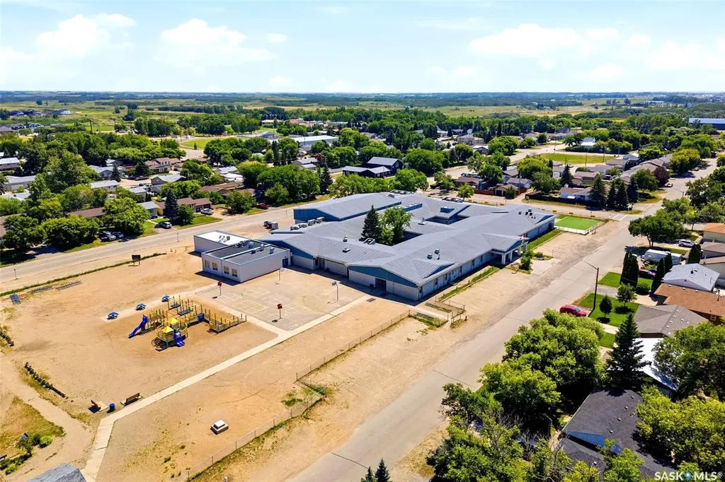 614 3rd Avenue Pilot Butte SK S0G 3Z0