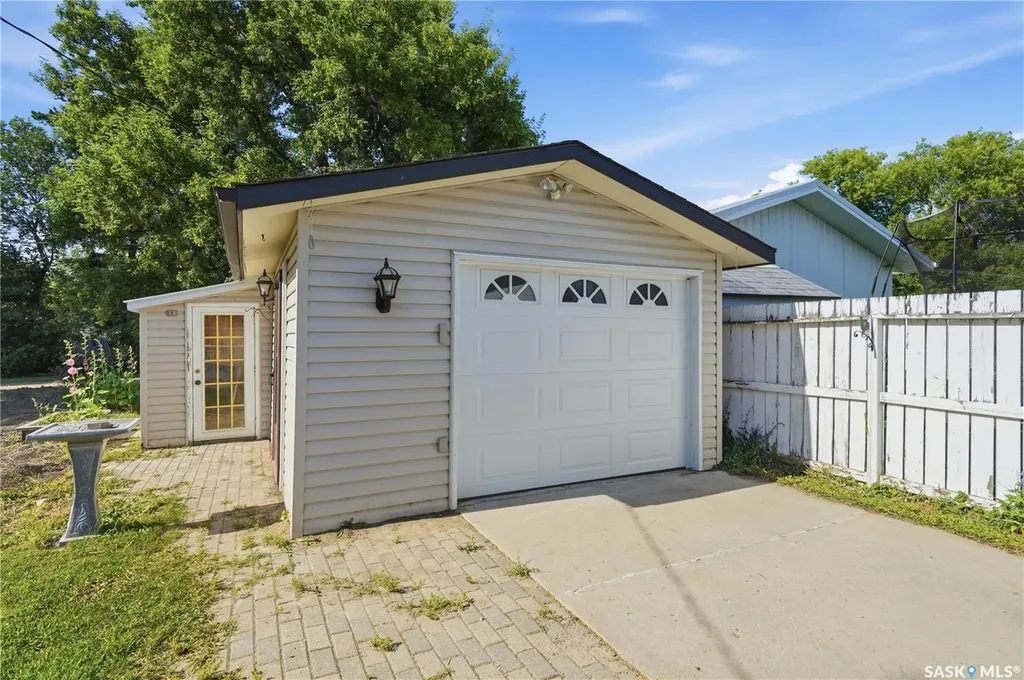 314 Gastle Street Strasbourg SK S0G 4V0