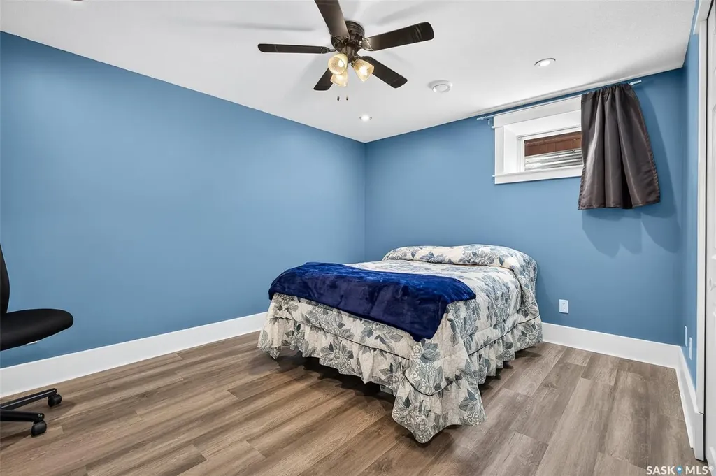 937 Grace Street Moose Jaw SK S6H 3B9