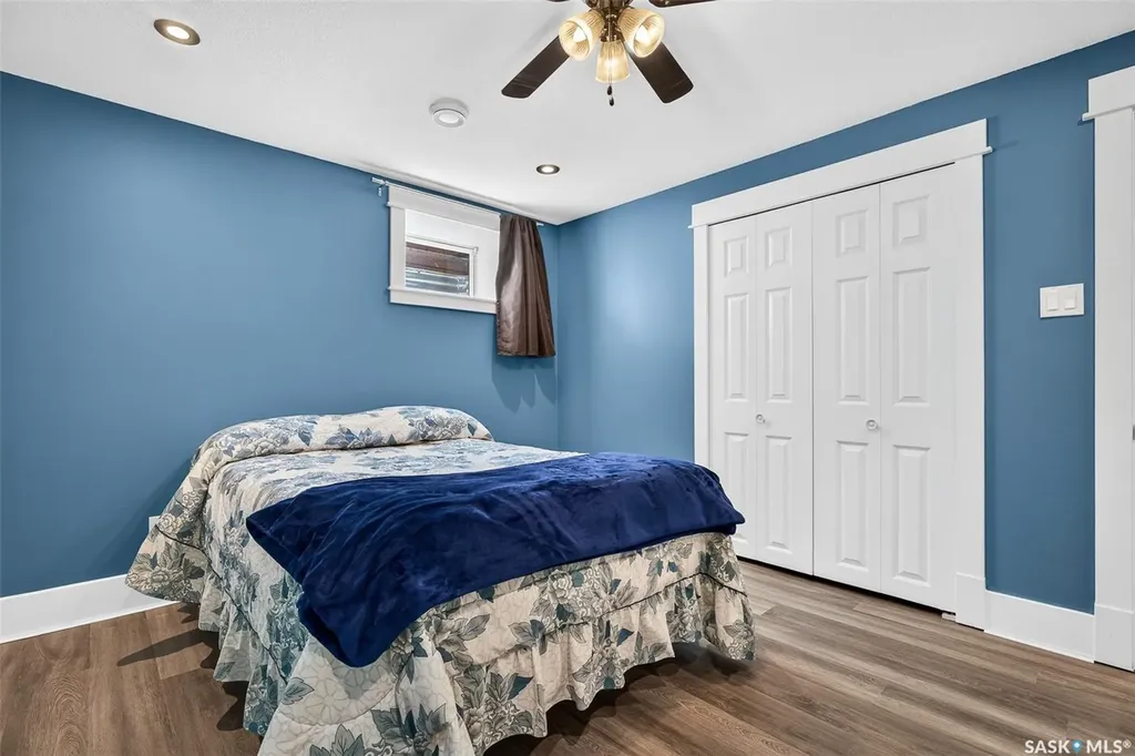 937 Grace Street Moose Jaw SK S6H 3B9