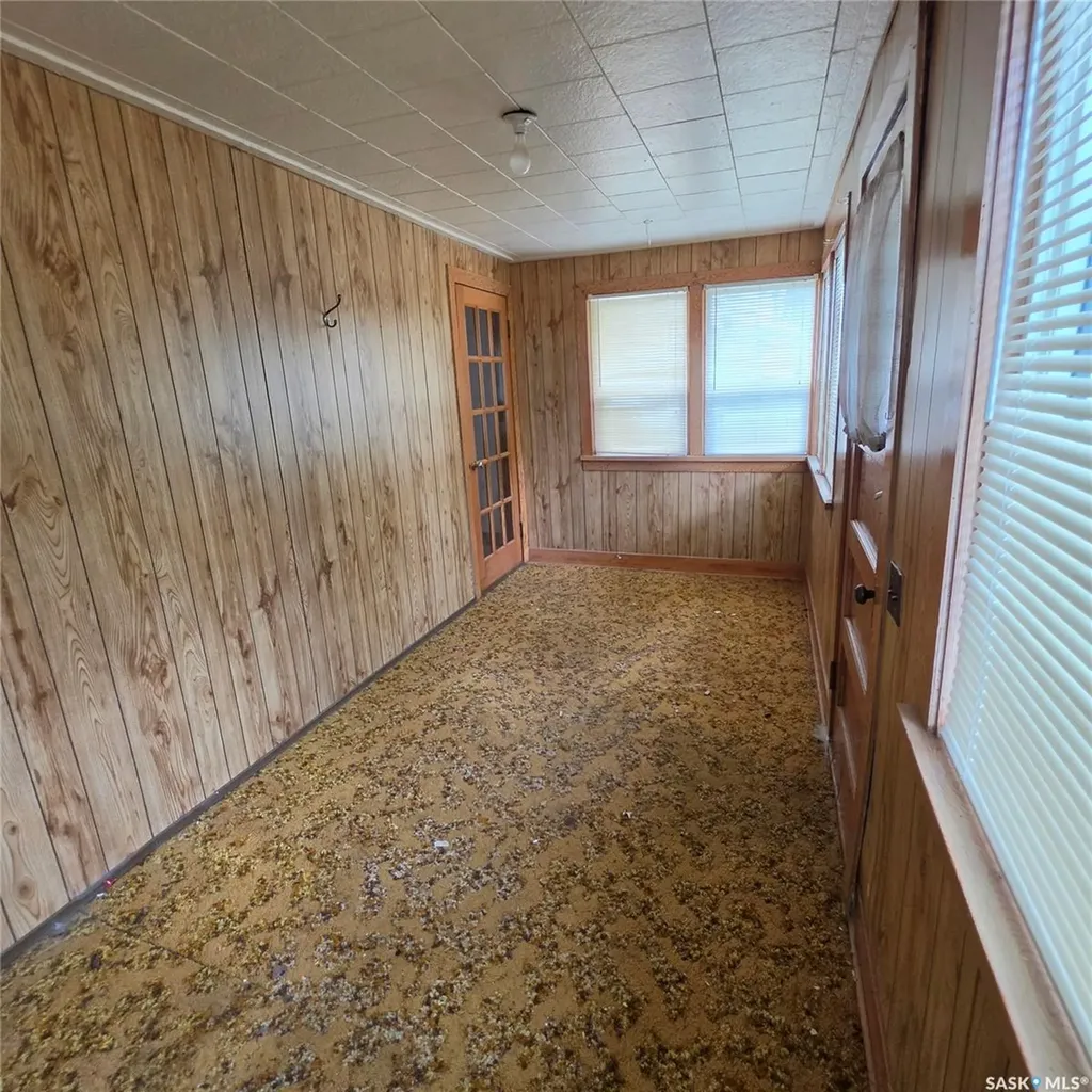 247 2nd Avenue NE Preeceville SK S0A 3B0