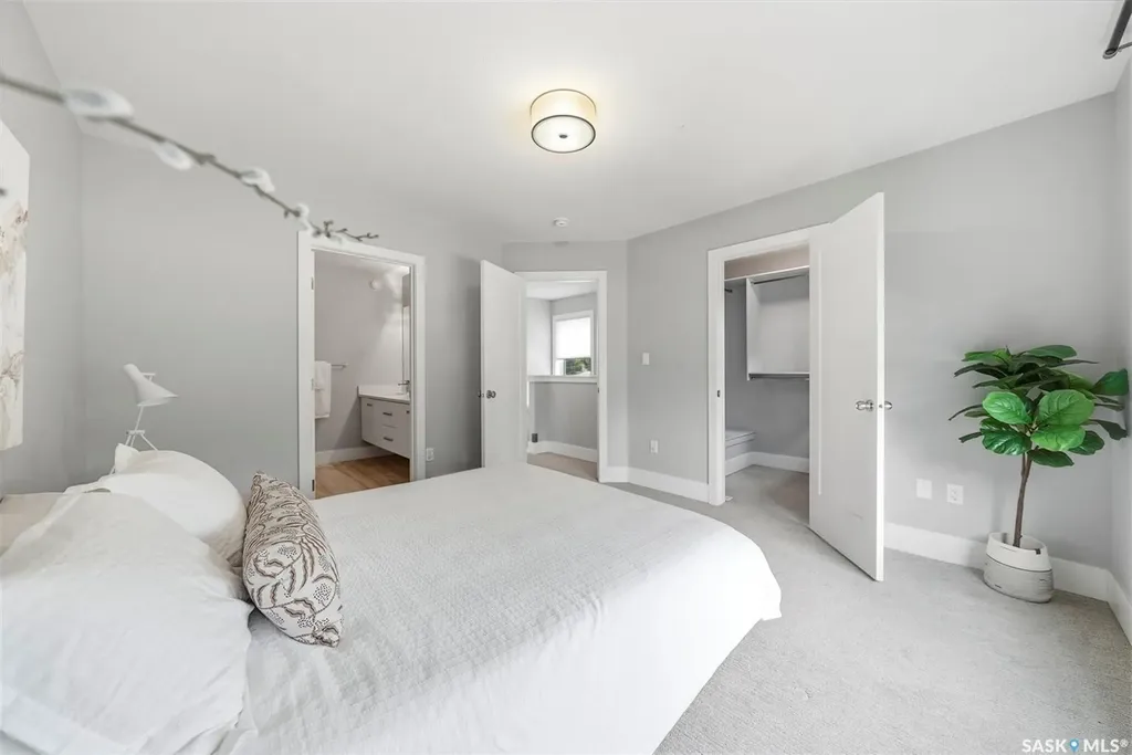 1513 Prince Of Wales Avenue Saskatoon SK S7K 3E1