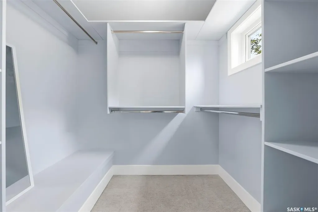 1513 Prince Of Wales Avenue Saskatoon SK S7K 3E1