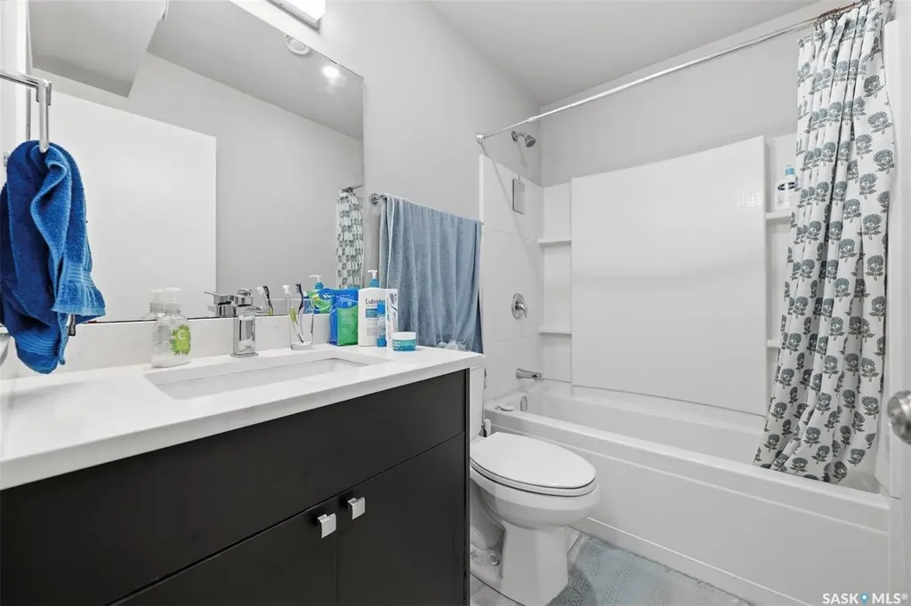 1513 Prince Of Wales Avenue Saskatoon SK S7K 3E1
