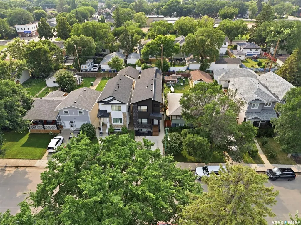 1513 Prince Of Wales Avenue Saskatoon SK S7K 3E1