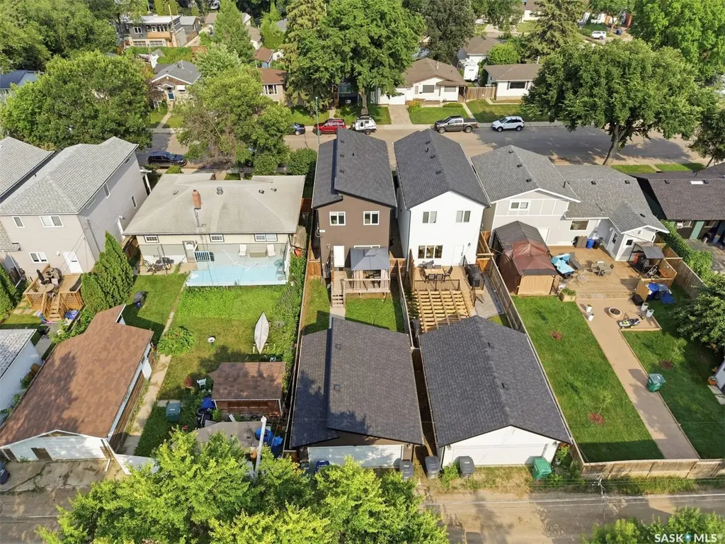 1513 Prince Of Wales Avenue Saskatoon SK S7K 3E1
