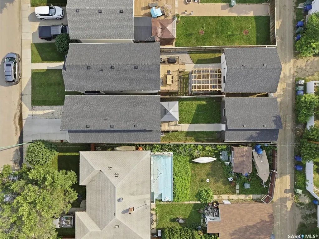 1513 Prince Of Wales Avenue Saskatoon SK S7K 3E1