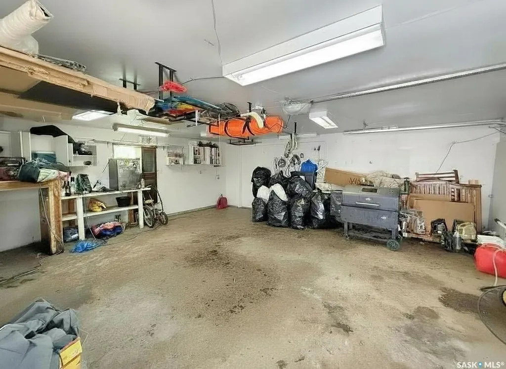 1700 15th Avenue W Prince Albert SK S6V 5P3