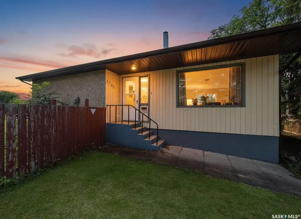 1700 15th Avenue W Prince Albert SK S6V 5P3