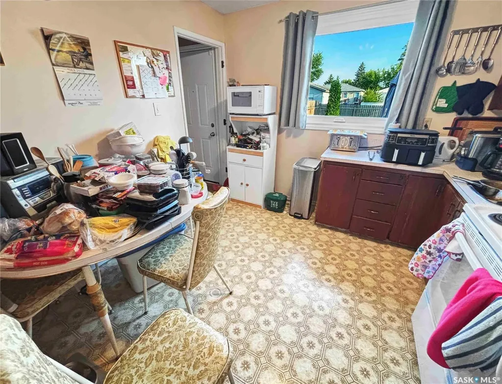 3223 Maxwell Street Saskatoon SK S7L 3Y1