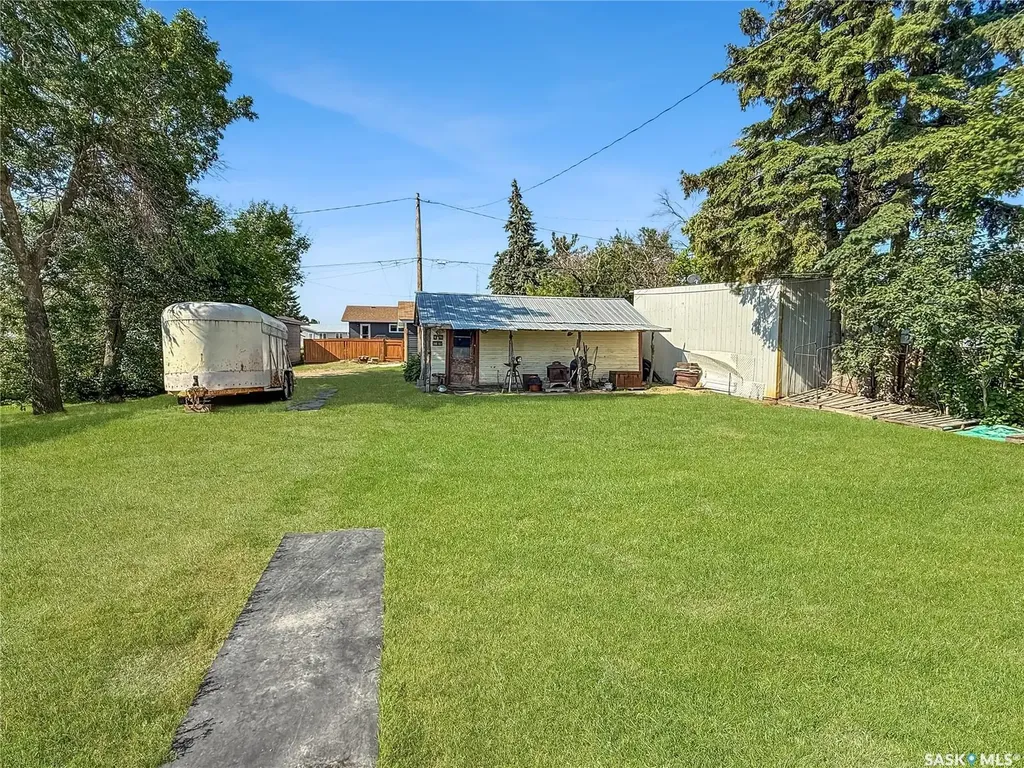 429 Second Street Odessa SK S0G 3S0