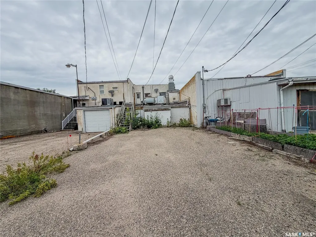 109 3rd Avenue W Melville SK S0A 2P0