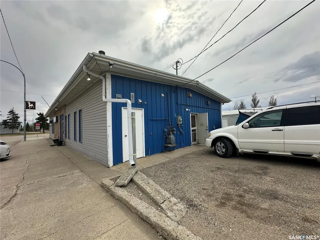 101 Railway Avenue NE Watson SK S0K 4V0