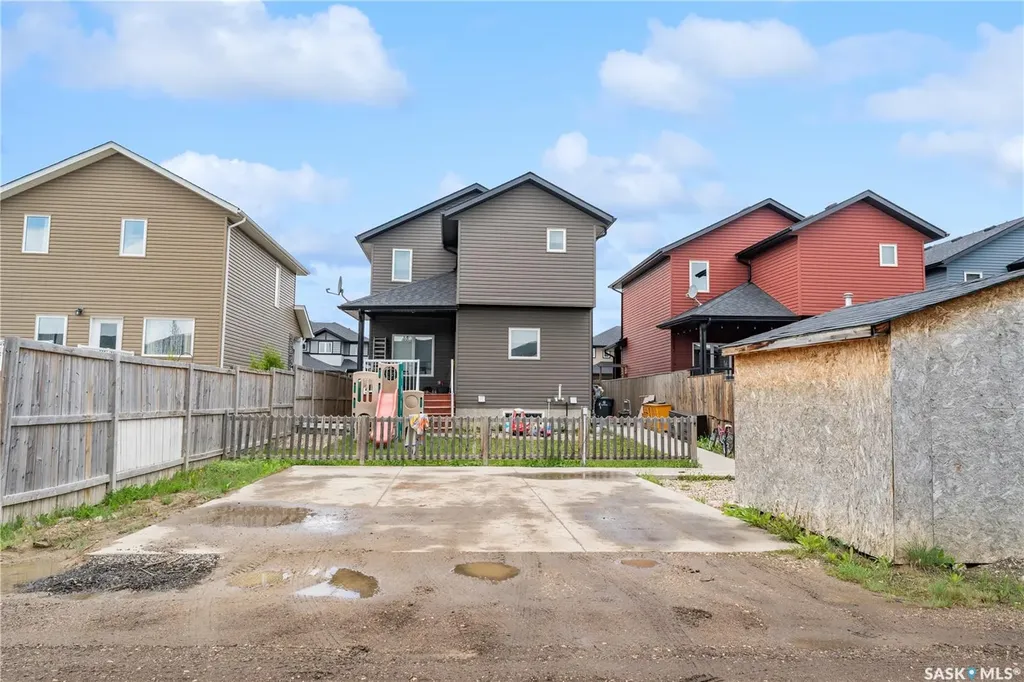 526 Maple Crescent Warman SK S0K 4S2