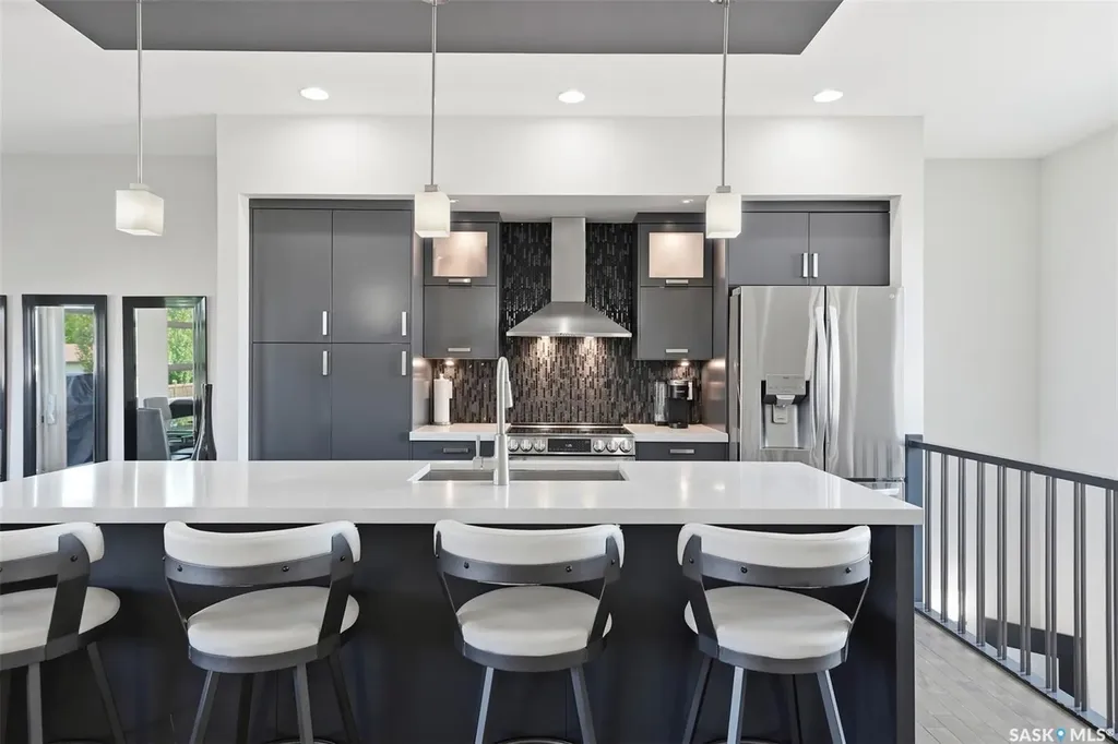 727 1st Avenue N Warman SK S0K 4S2