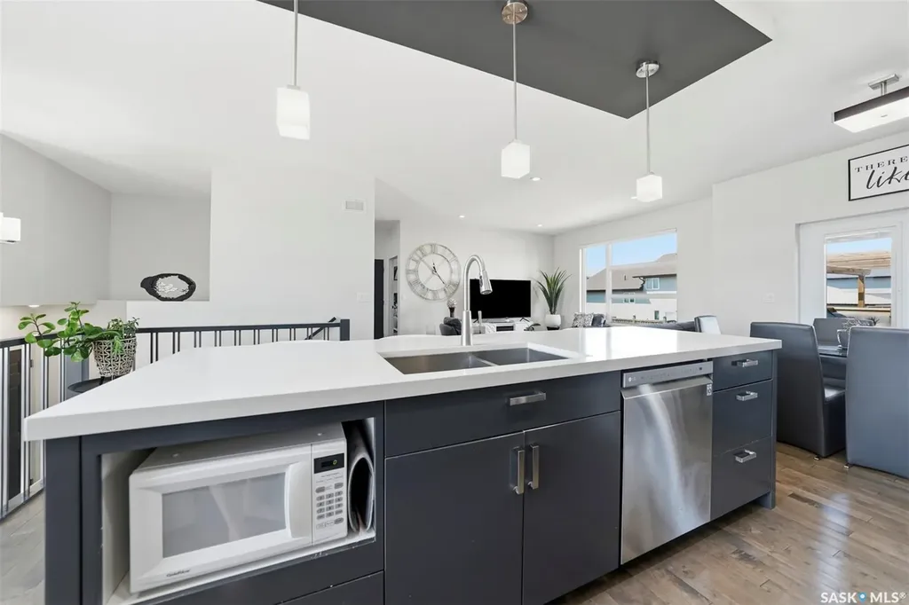 727 1st Avenue N Warman SK S0K 4S2