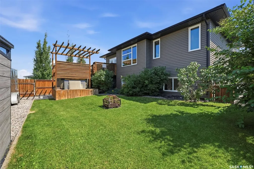727 1st Avenue N Warman SK S0K 4S2