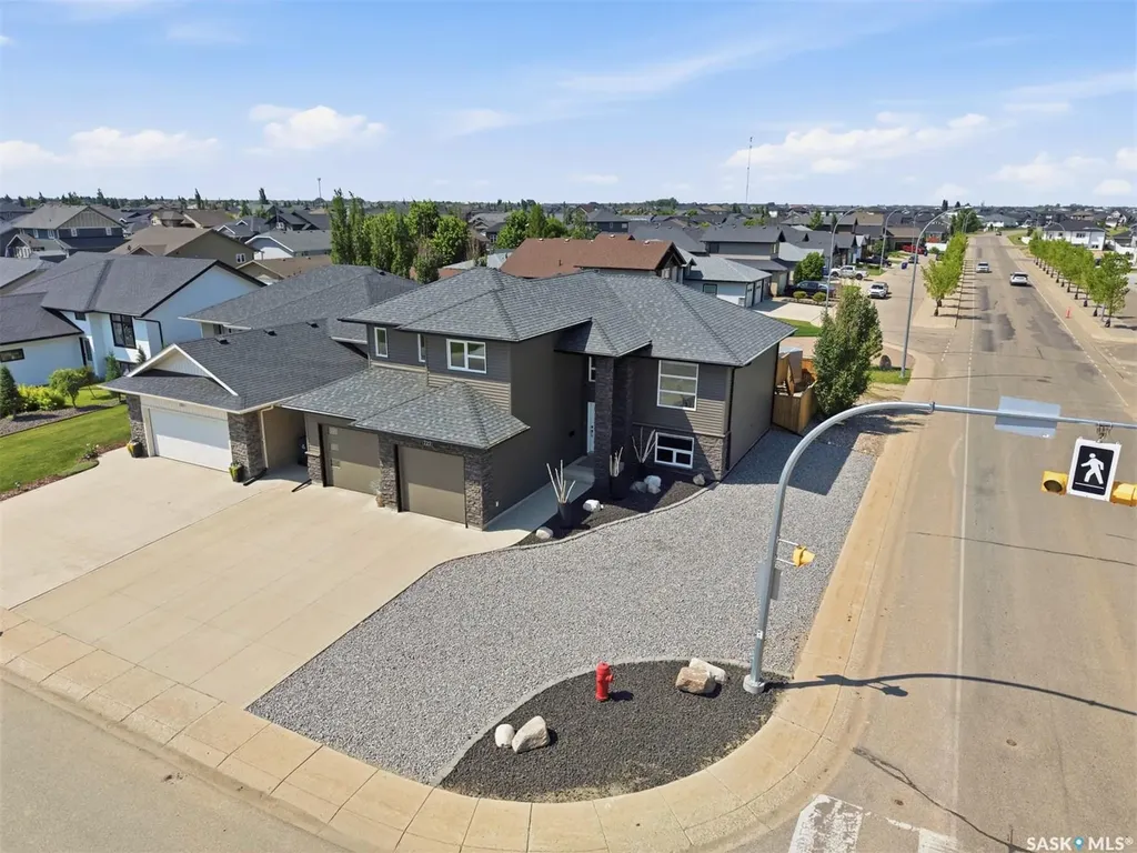 727 1st Avenue N Warman SK S0K 4S2