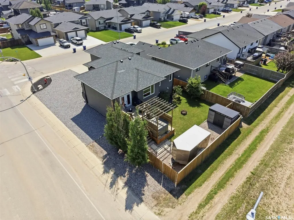 727 1st Avenue N Warman SK S0K 4S2