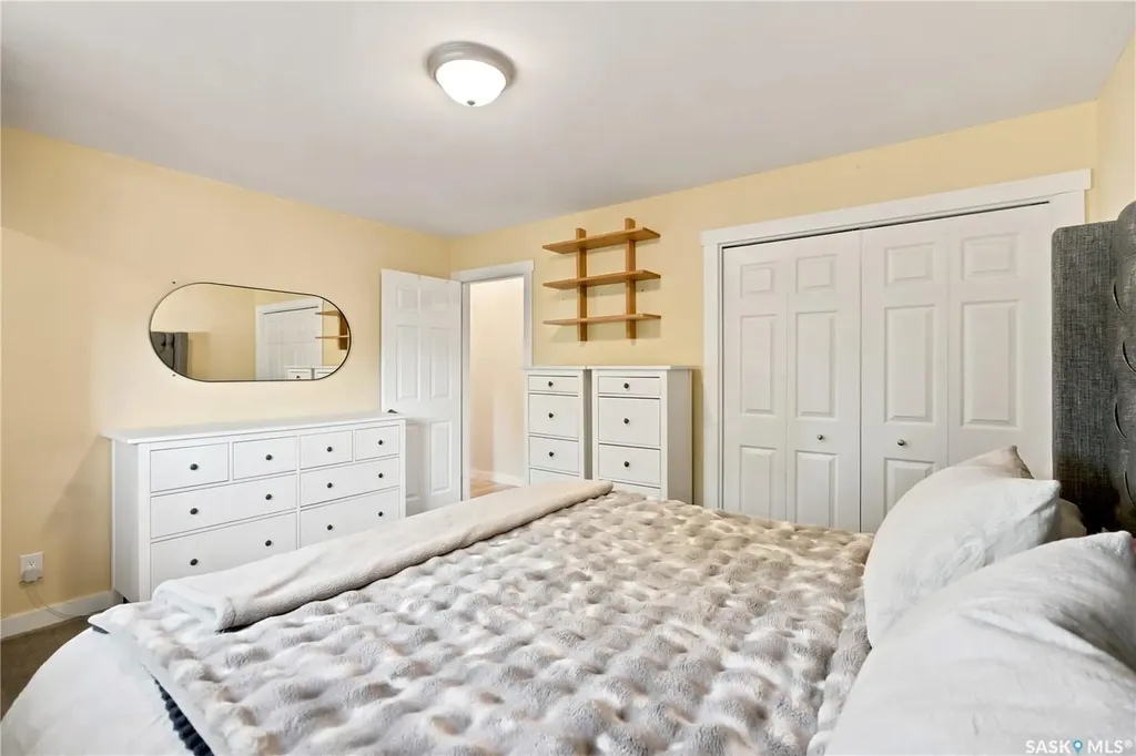 214 Pierce Street Strasbourg SK S0G 4V0