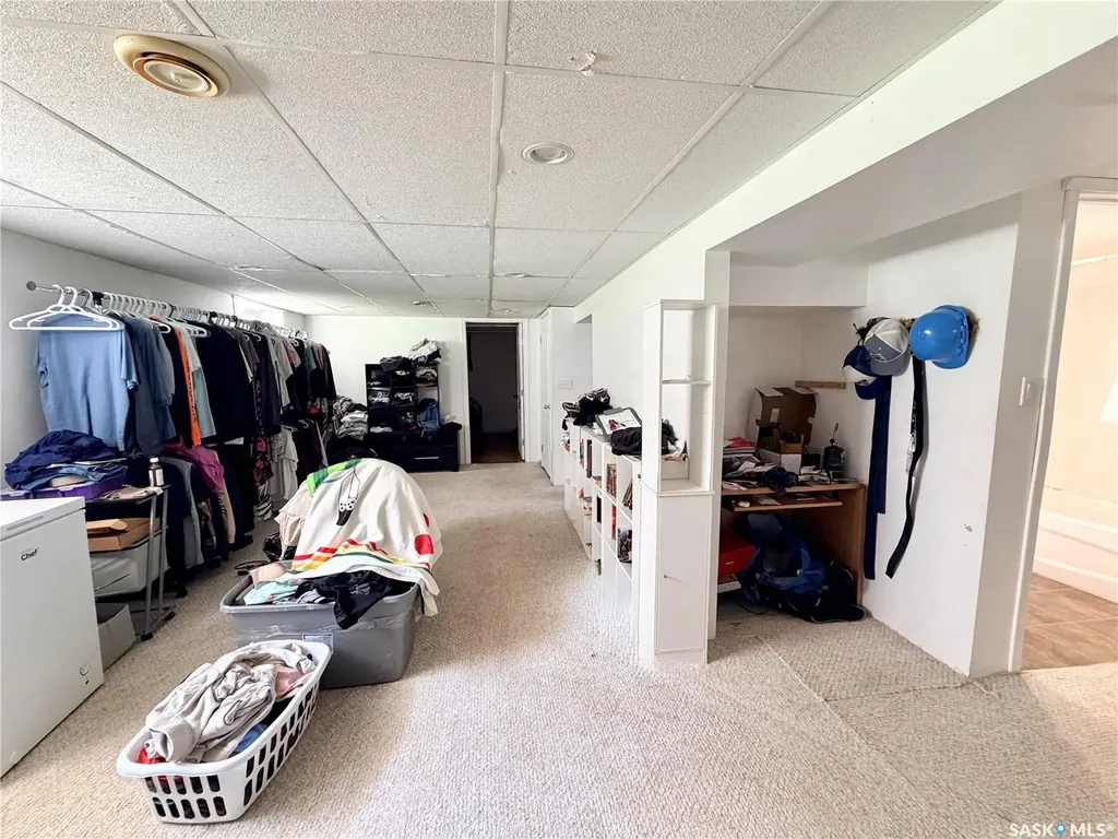 971 109th Street North Battleford SK S9A 2E1