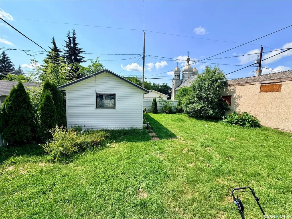 971 109th Street North Battleford SK S9A 2E1