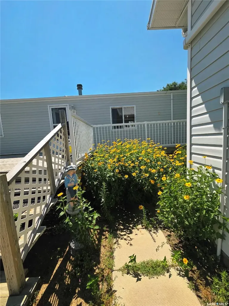 3A Fletcher Street Maple Creek Rm No. 111 SK S0N 1N0