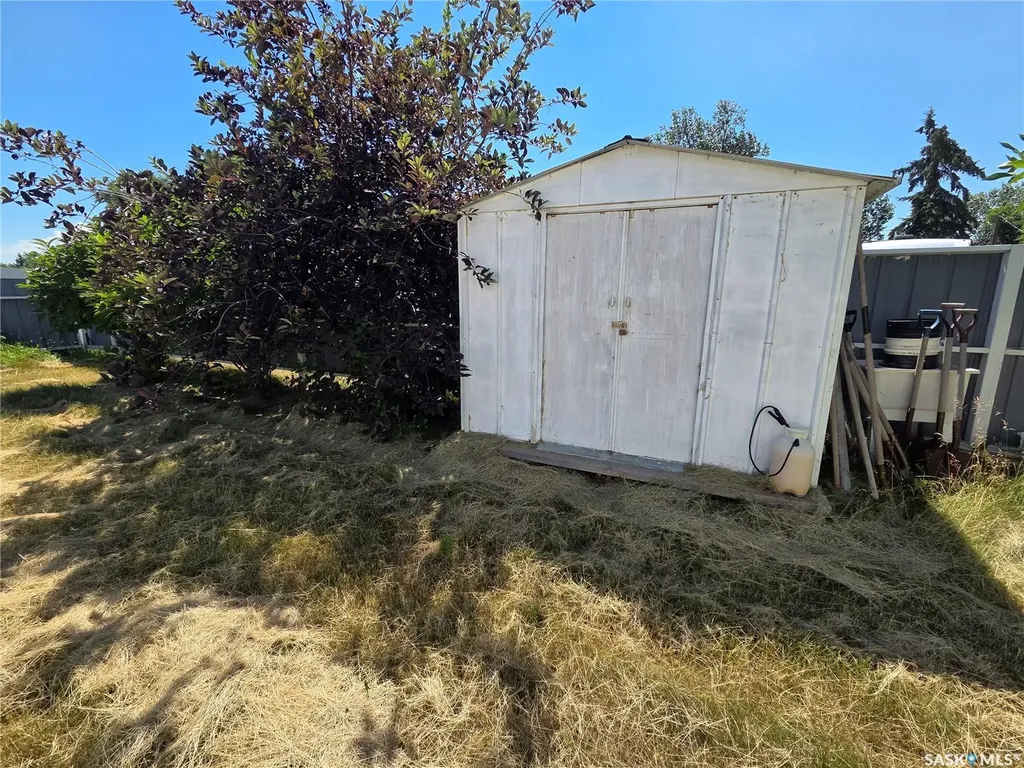 3A Fletcher Street Maple Creek Rm No. 111 SK S0N 1N0