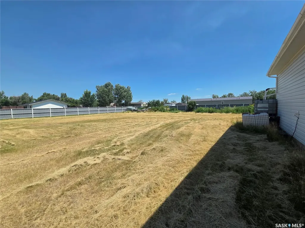 3A Fletcher Street Maple Creek Rm No. 111 SK S0N 1N0