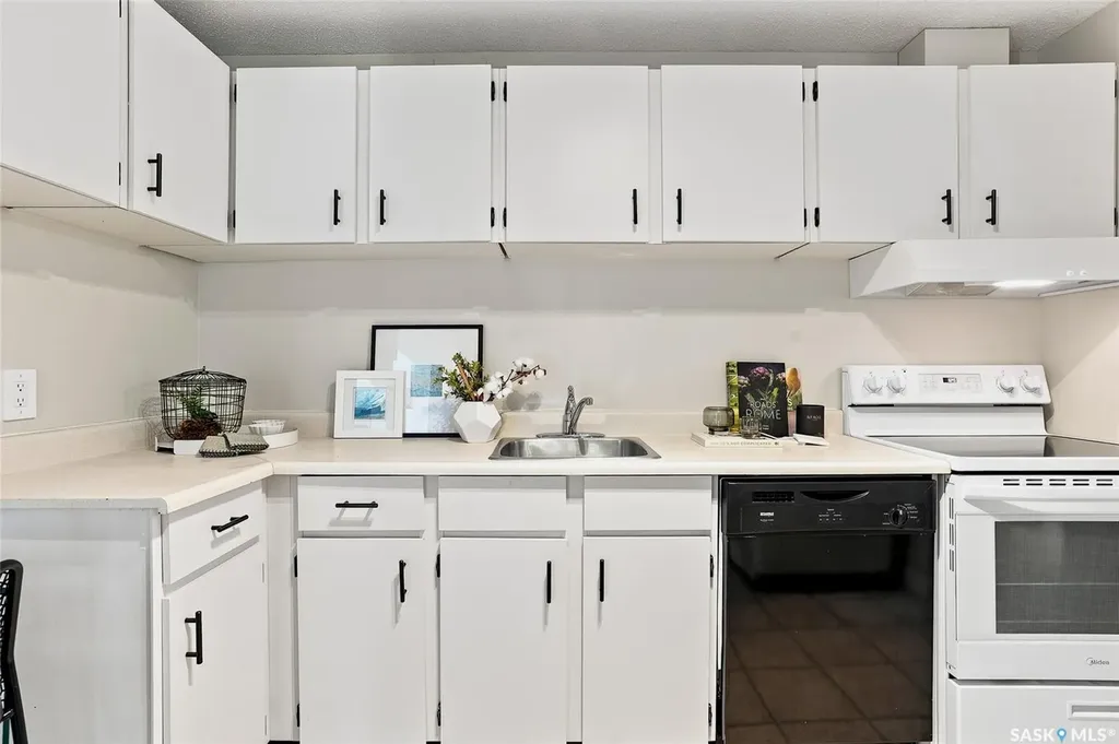 425 115th Street E Saskatoon SK S7N 2E5
