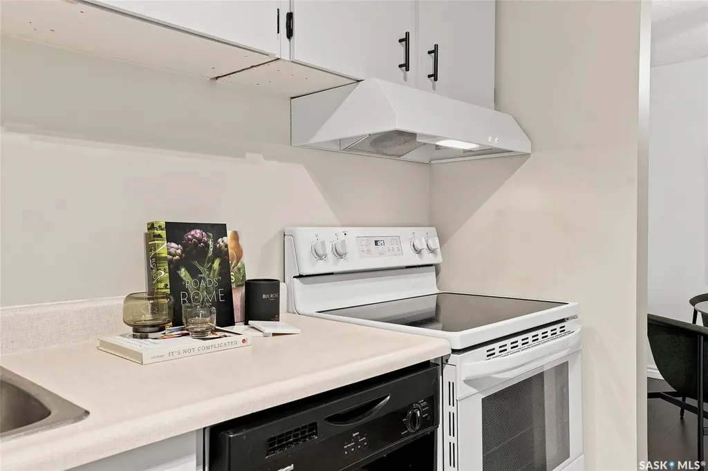 425 115th Street E Saskatoon SK S7N 2E5