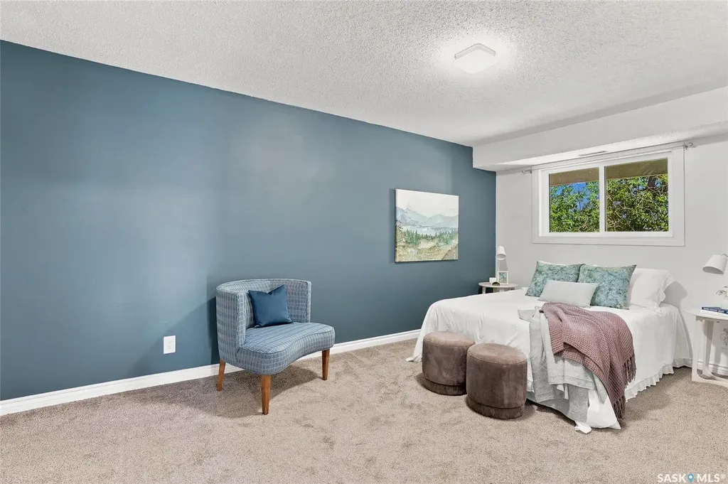 425 115th Street E Saskatoon SK S7N 2E5