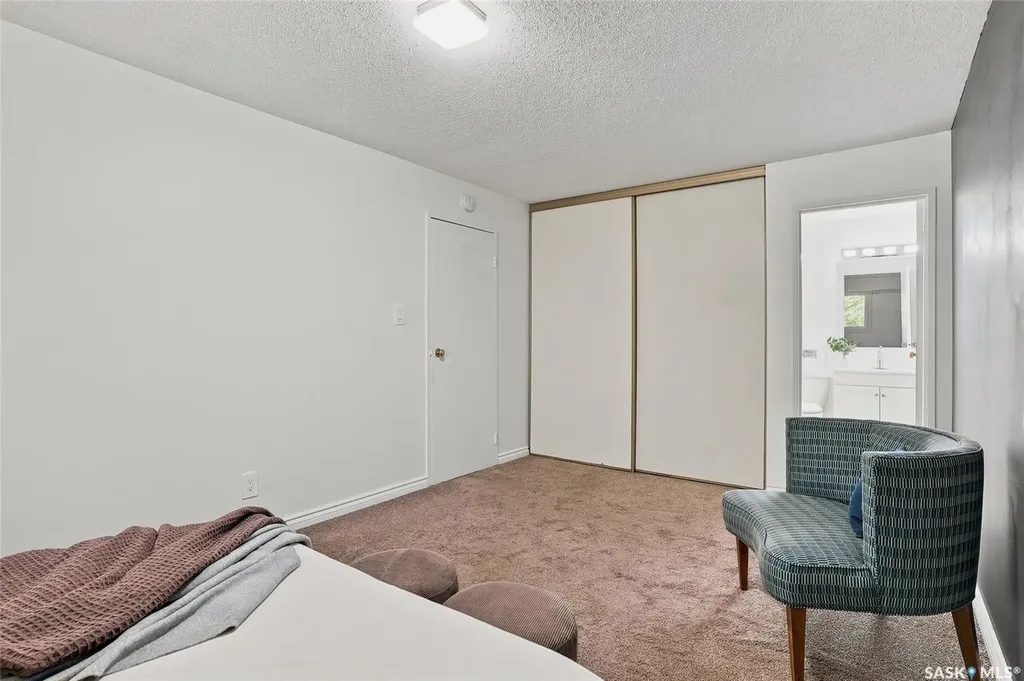 425 115th Street E Saskatoon SK S7N 2E5