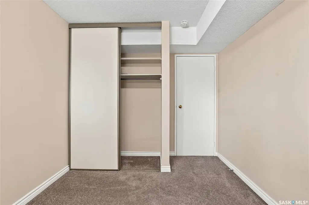 425 115th Street E Saskatoon SK S7N 2E5
