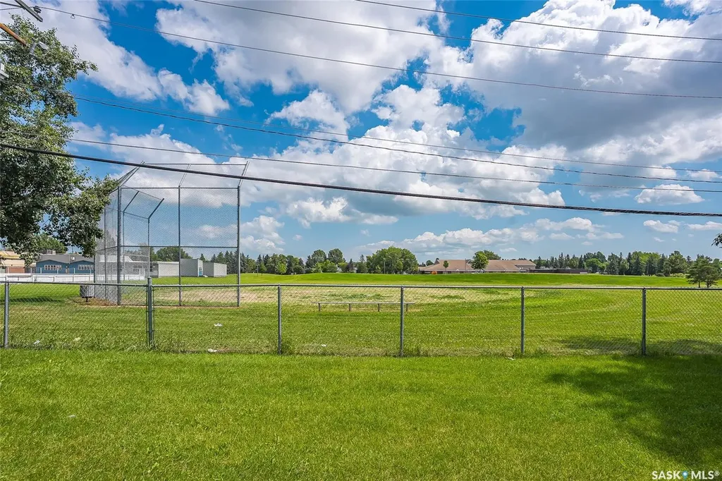 425 115th Street E Saskatoon SK S7N 2E5