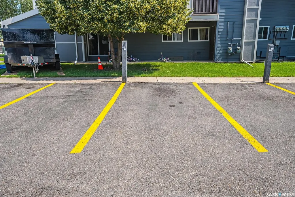 425 115th Street E Saskatoon SK S7N 2E5