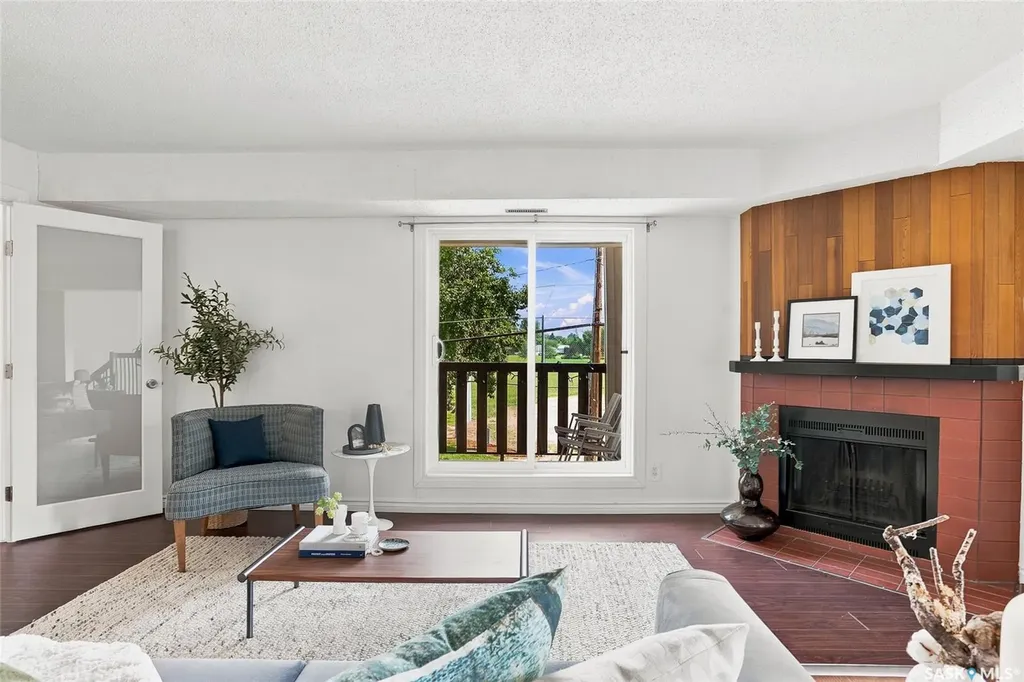 425 115th Street E Saskatoon SK S7N 2E5