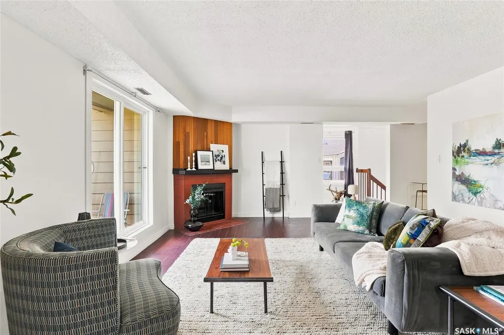 425 115th Street E Saskatoon SK S7N 2E5