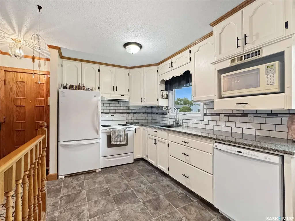 11310 Asquith Avenue North Battleford SK S9A 2N8