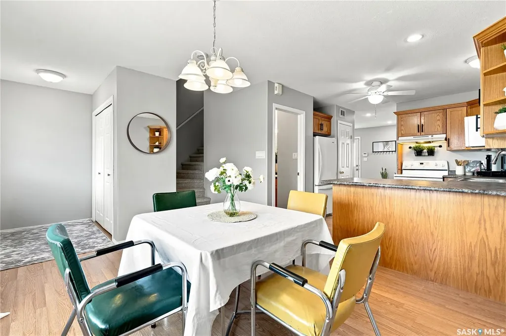 426 Rutherford Crescent Saskatoon SK S7N 4X7