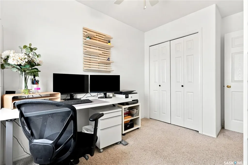 426 Rutherford Crescent Saskatoon SK S7N 4X7