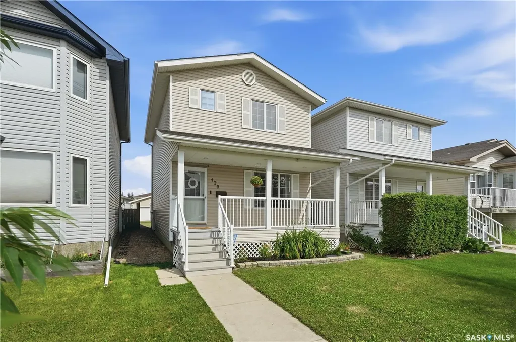 426 Rutherford Crescent Saskatoon SK S7N 4X7