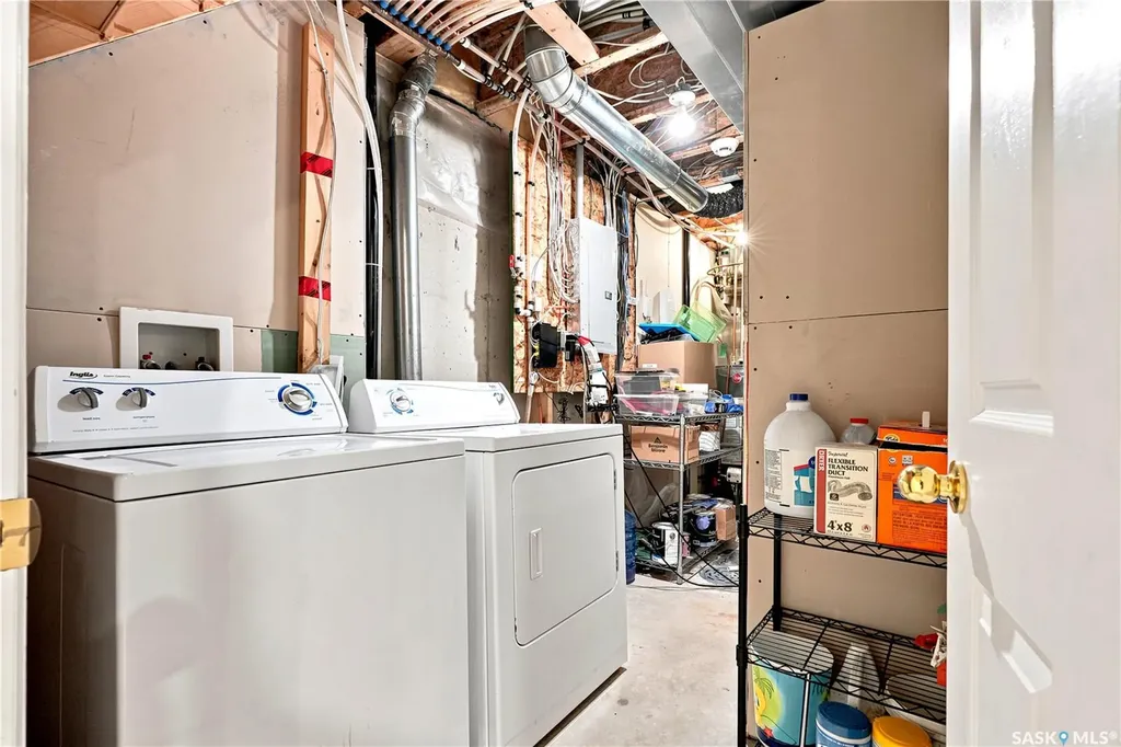 426 Rutherford Crescent Saskatoon SK S7N 4X7