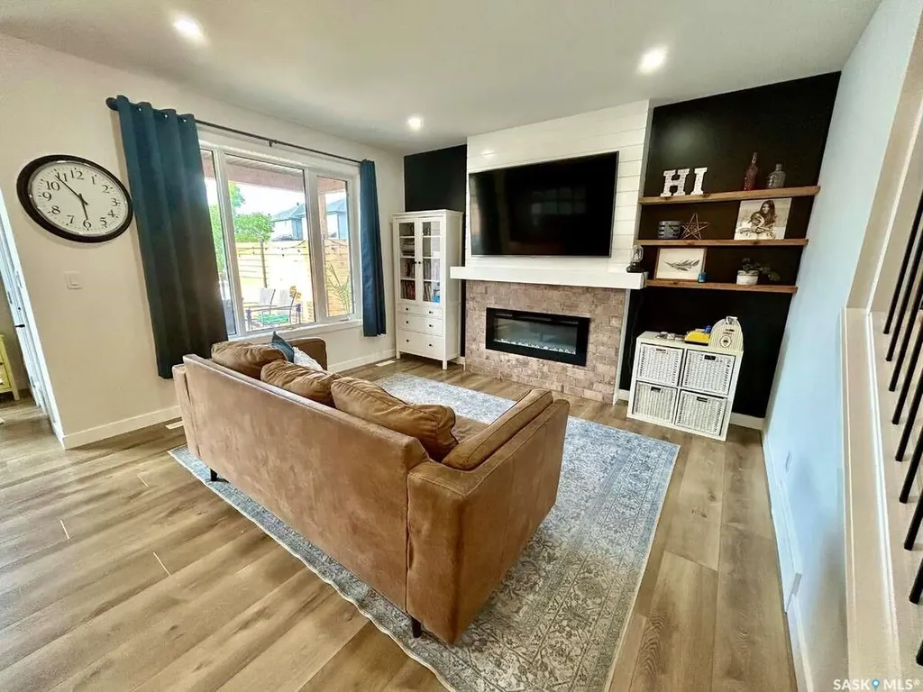 3743 Gee Crescent Regina SK S4V 3P1