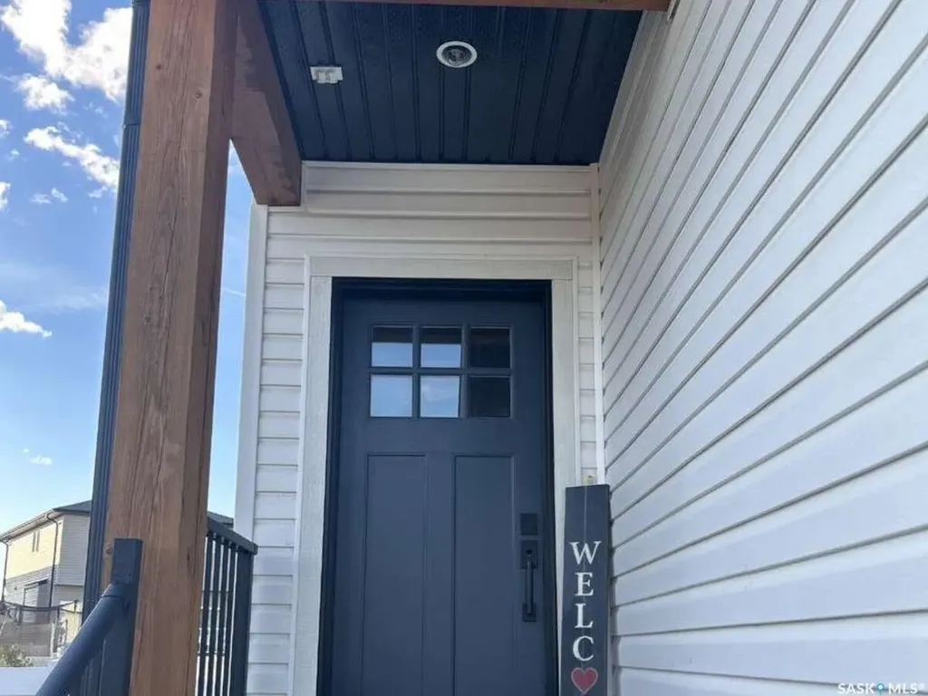 3743 Gee Crescent Regina SK S4V 3P1