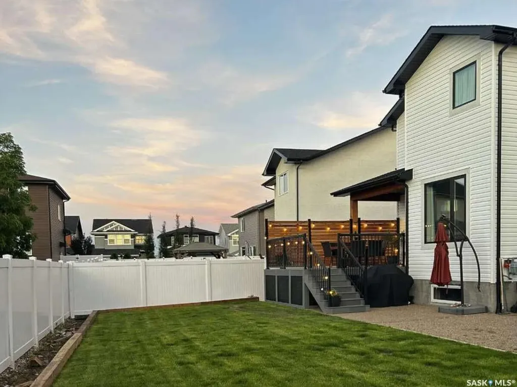 3743 Gee Crescent Regina SK S4V 3P1