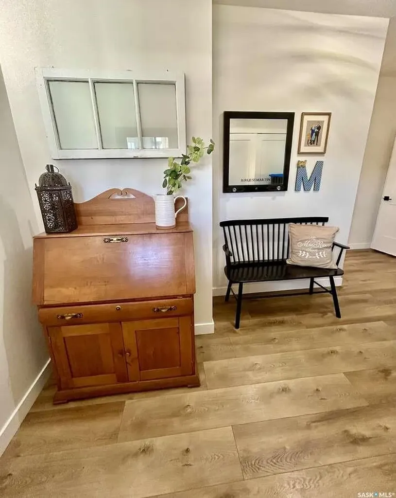 3743 Gee Crescent Regina SK S4V 3P1