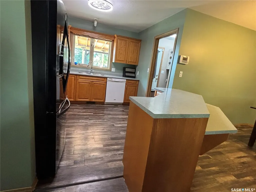 208 Herbert Street Maple Creek SK S0N 1N0