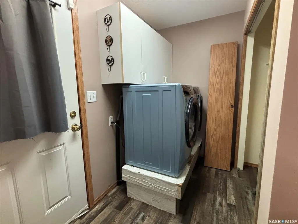 208 Herbert Street Maple Creek SK S0N 1N0