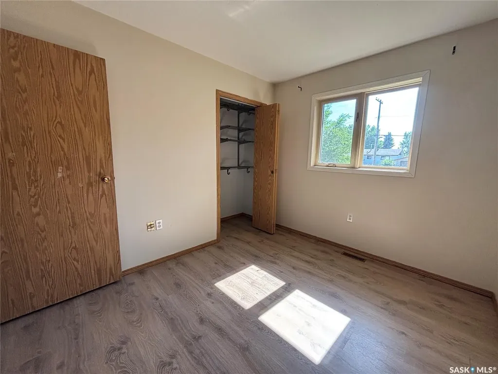 208 Herbert Street Maple Creek SK S0N 1N0